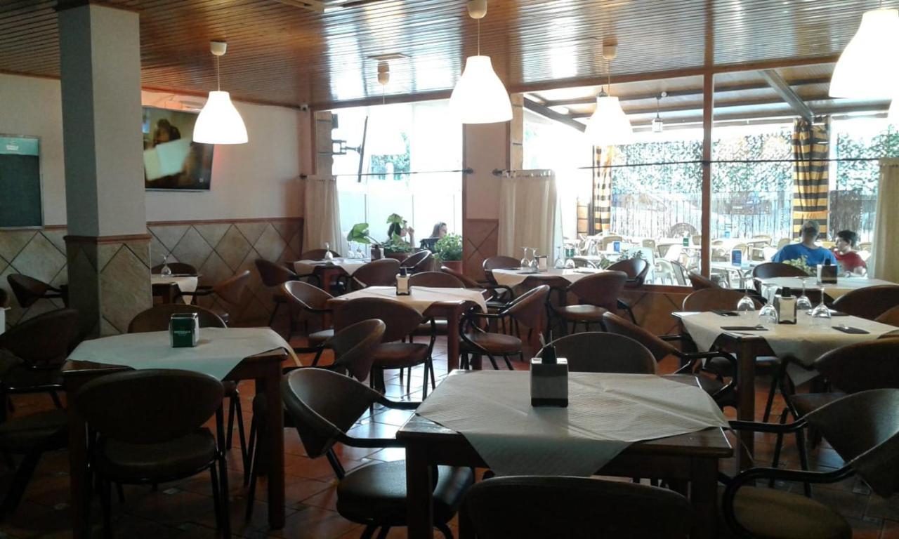 Meson Ronda Hotel Baza Bagian luar foto