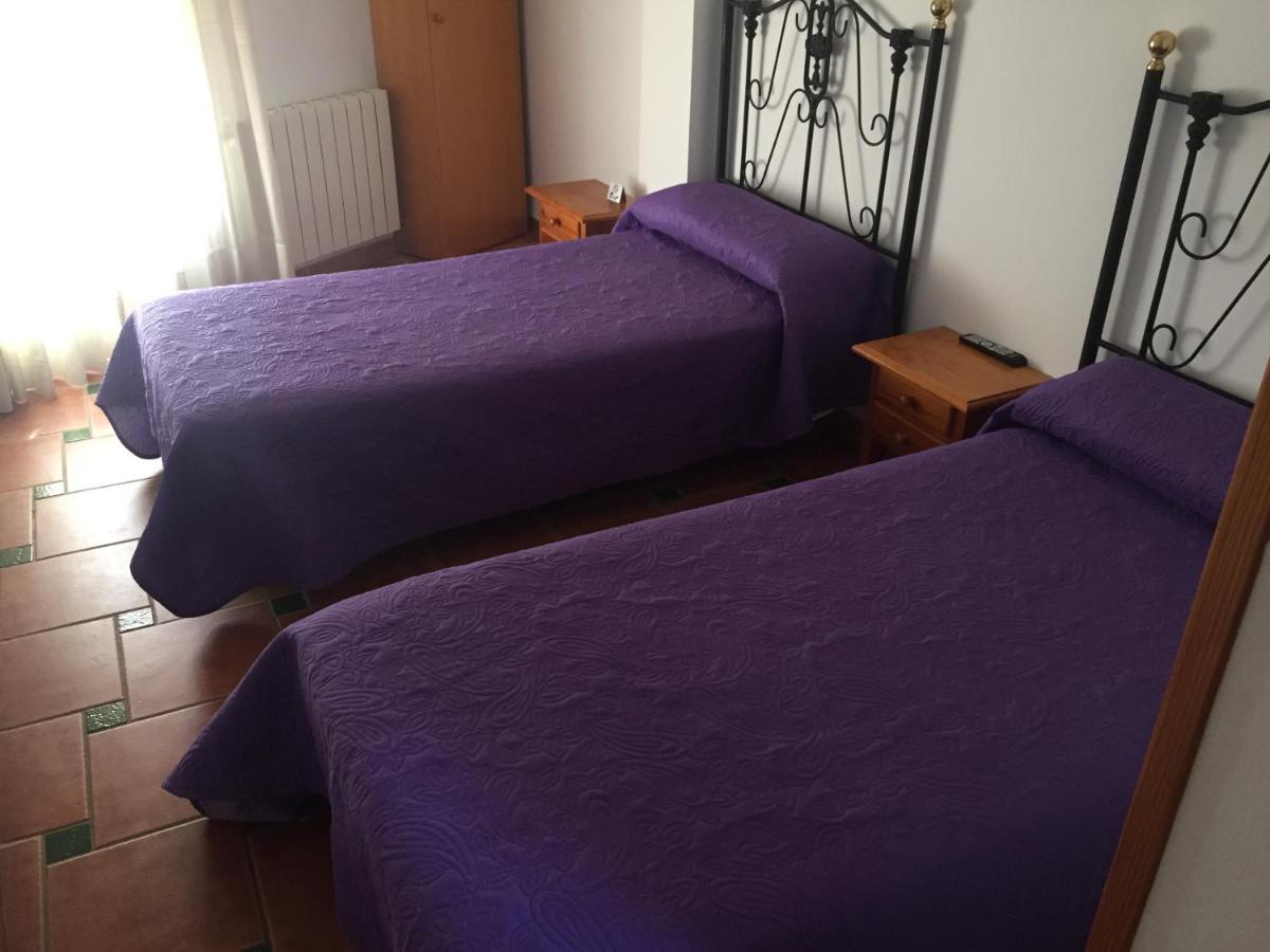 Meson Ronda Hotel Baza Bagian luar foto