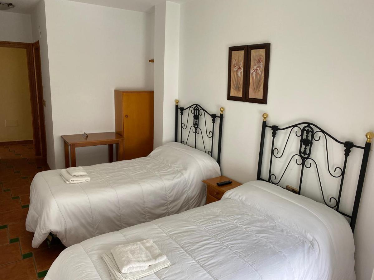 Meson Ronda Hotel Baza Bagian luar foto